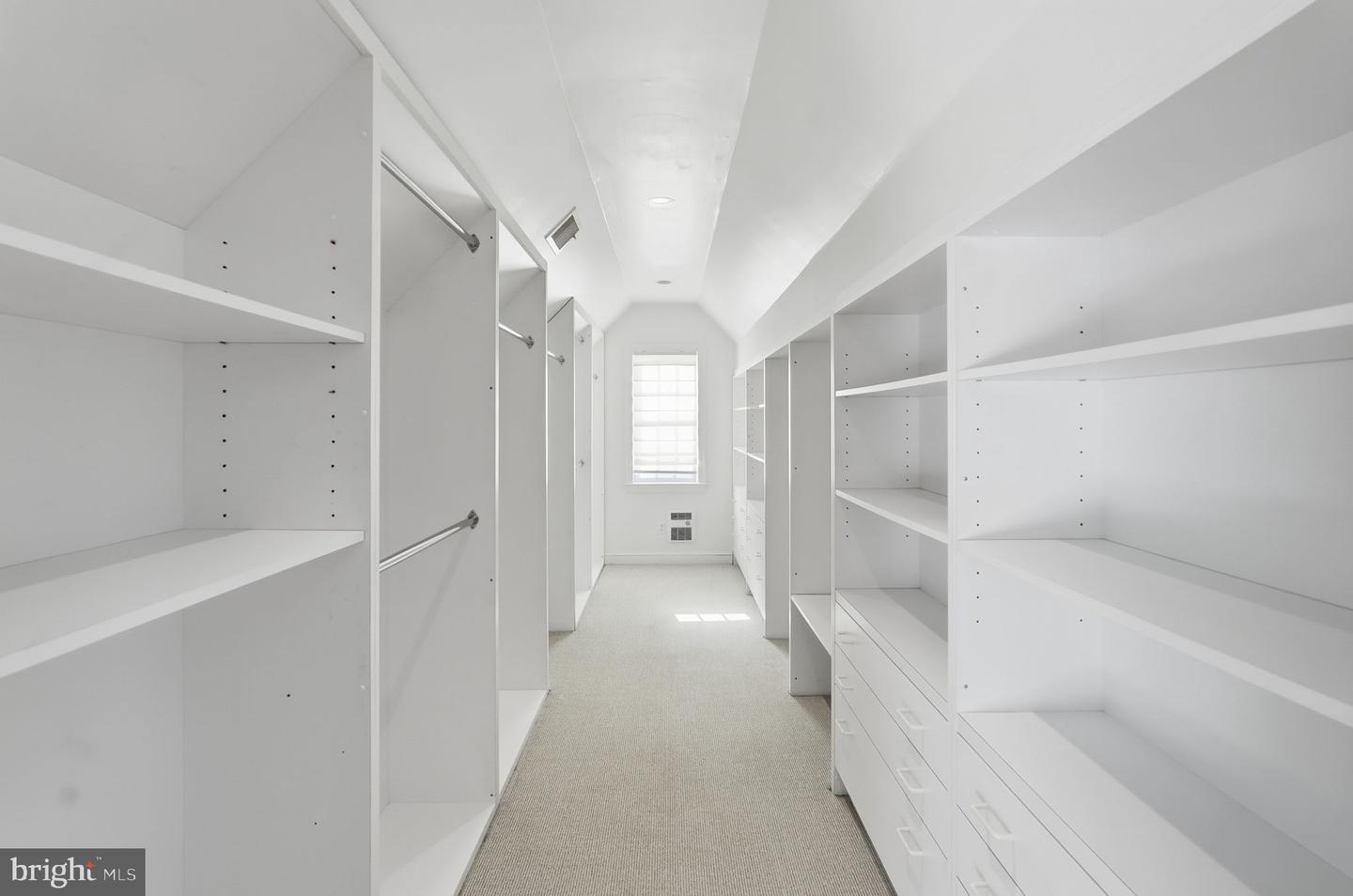 5020 SEDGWICK ST NW, WASHINGTON, District Of Columbia 20016, 7 Bedrooms Bedrooms, ,4 BathroomsBathrooms,Residential,For sale,5020 SEDGWICK ST NW,DCDC2241056 MLS # DCDC2241056