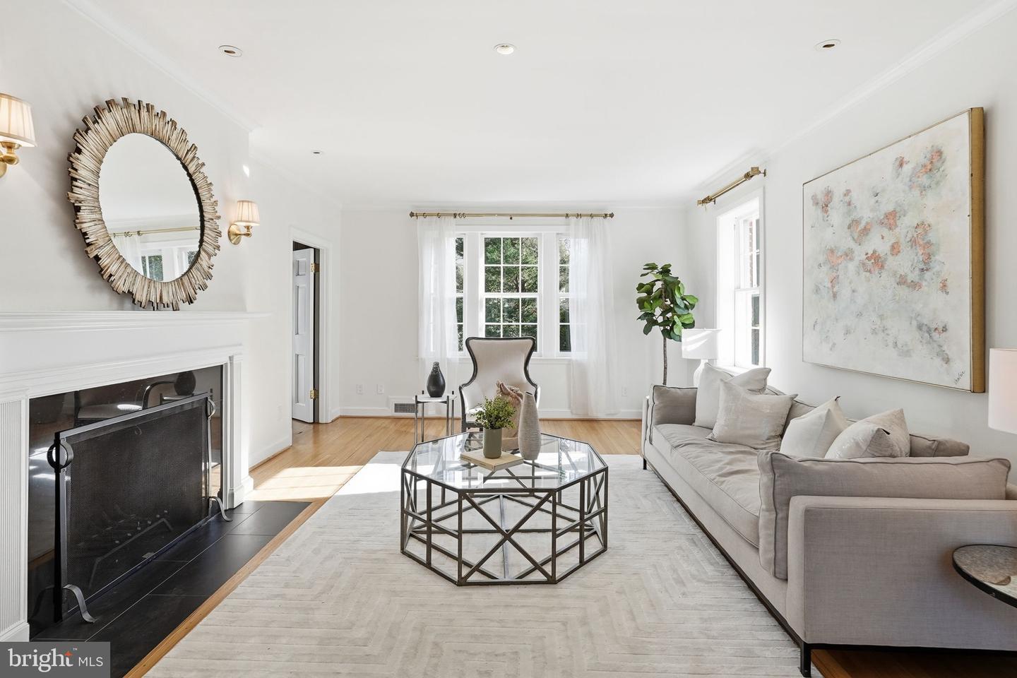 5020 SEDGWICK ST NW, WASHINGTON, District Of Columbia 20016, 7 Bedrooms Bedrooms, ,4 BathroomsBathrooms,Residential,For sale,5020 SEDGWICK ST NW,DCDC2241056 MLS # DCDC2241056