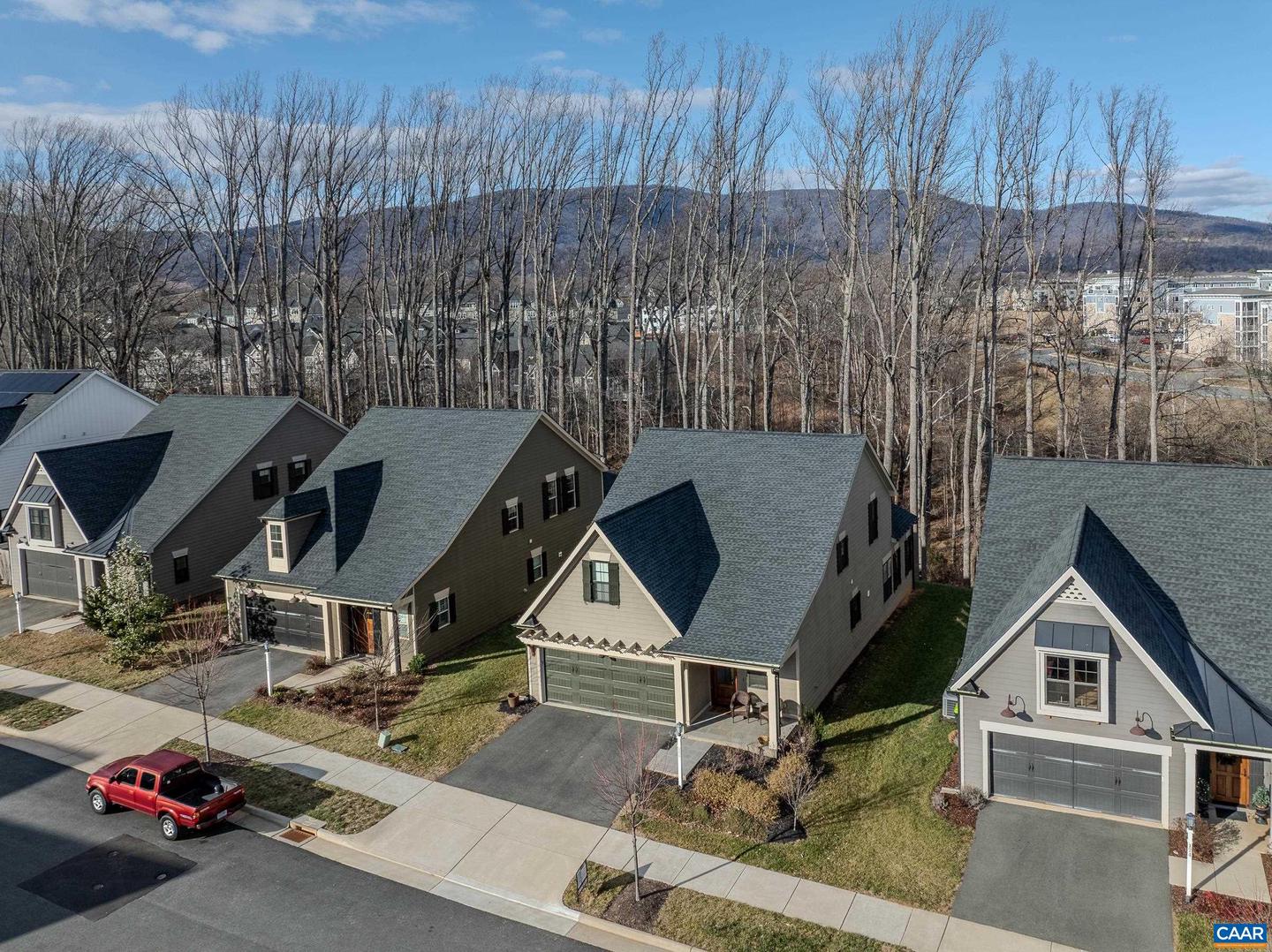 180 BISHOPGATE LN, CROZET, Virginia 22932, 3 Bedrooms Bedrooms, ,2 BathroomsBathrooms,Residential,For sale,180 BISHOPGATE LN,672398 MLS # 672398