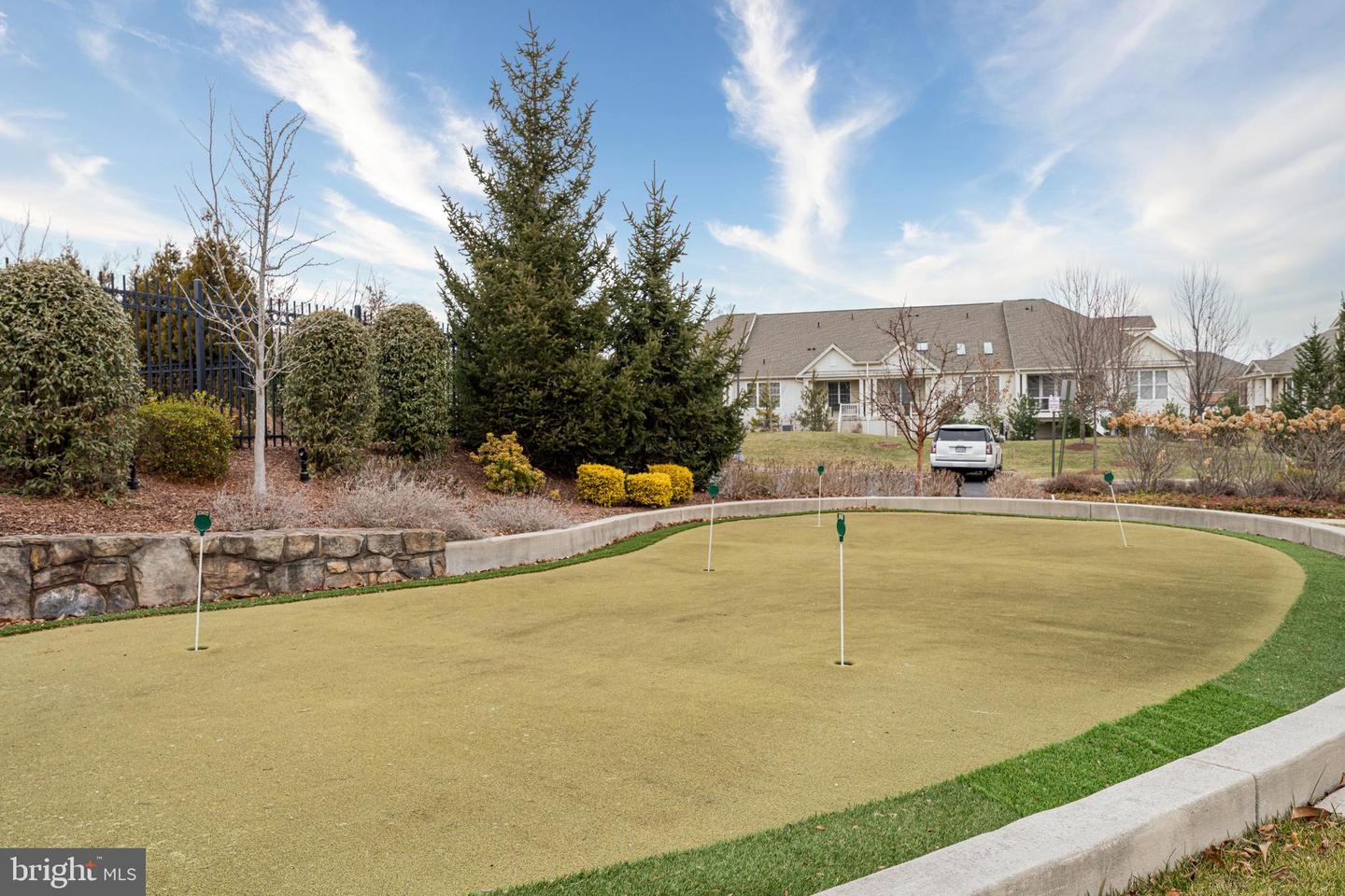 20981 ROCKY KNOLL SQ #301, ASHBURN, Virginia 20147, 2 Bedrooms Bedrooms, ,2 BathroomsBathrooms,Residential,For sale,20981 ROCKY KNOLL SQ #301,VALO2113854 MLS # VALO2113854