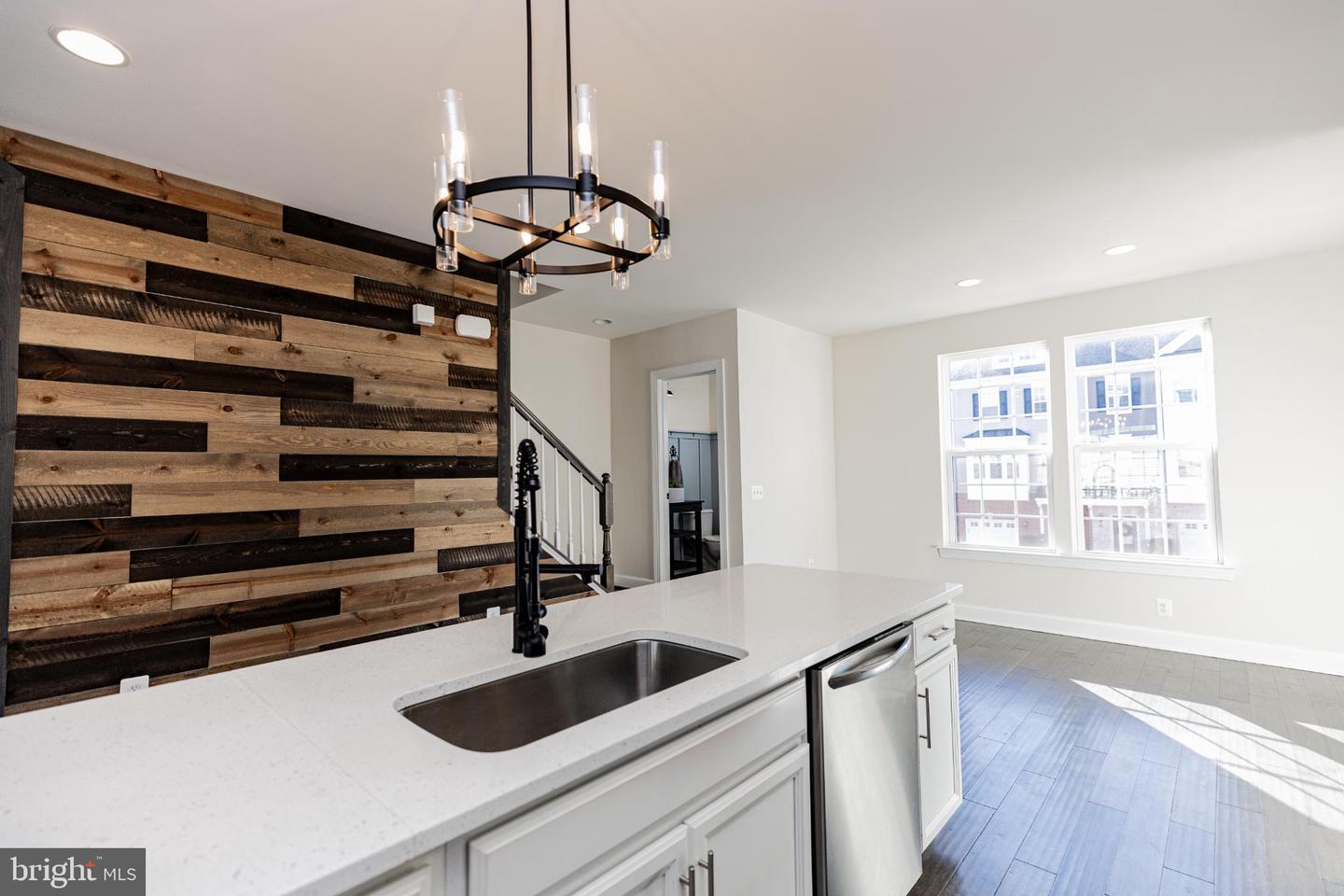 15318 LINVILLE CREEK DR, HAYMARKET, Virginia 20169, 3 Bedrooms Bedrooms, ,3 BathroomsBathrooms,Residential,For sale,15318 LINVILLE CREEK DR,VAPW2110466 MLS # VAPW2110466