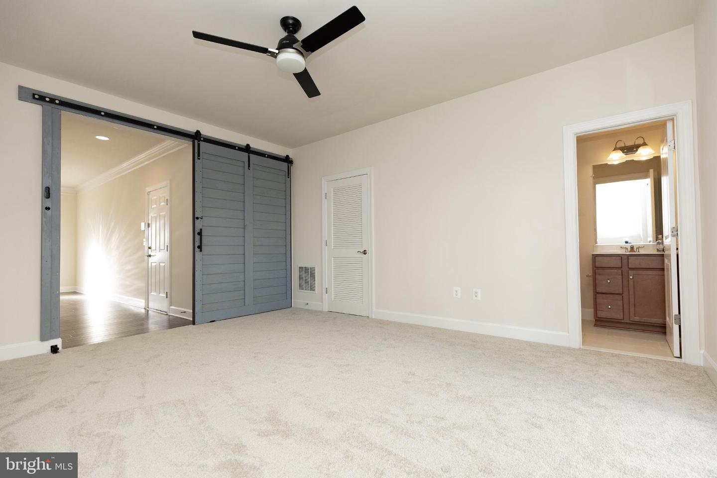 15318 LINVILLE CREEK DR, HAYMARKET, Virginia 20169, 3 Bedrooms Bedrooms, ,3 BathroomsBathrooms,Residential,For sale,15318 LINVILLE CREEK DR,VAPW2110466 MLS # VAPW2110466