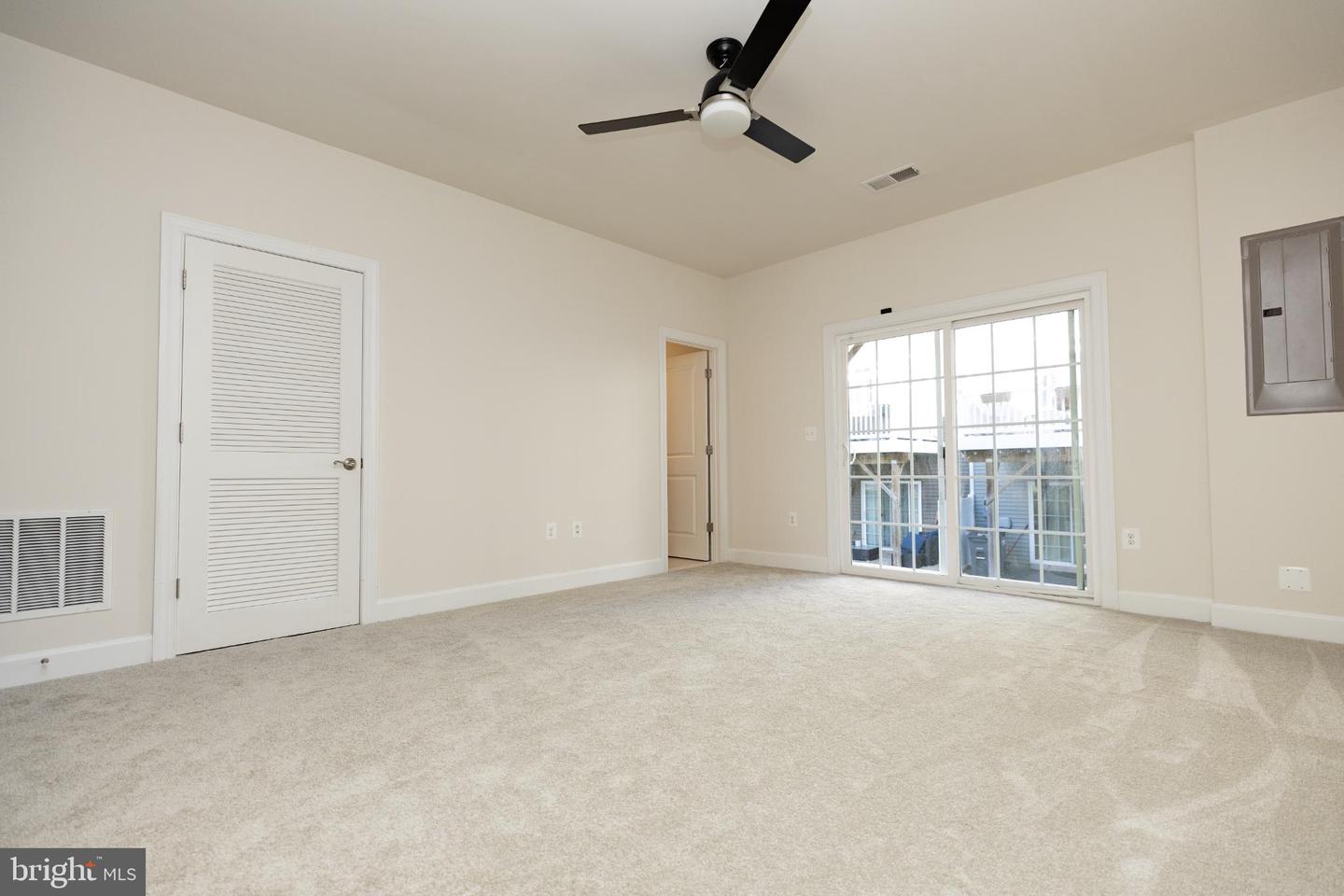 15318 LINVILLE CREEK DR, HAYMARKET, Virginia 20169, 3 Bedrooms Bedrooms, ,3 BathroomsBathrooms,Residential,For sale,15318 LINVILLE CREEK DR,VAPW2110466 MLS # VAPW2110466