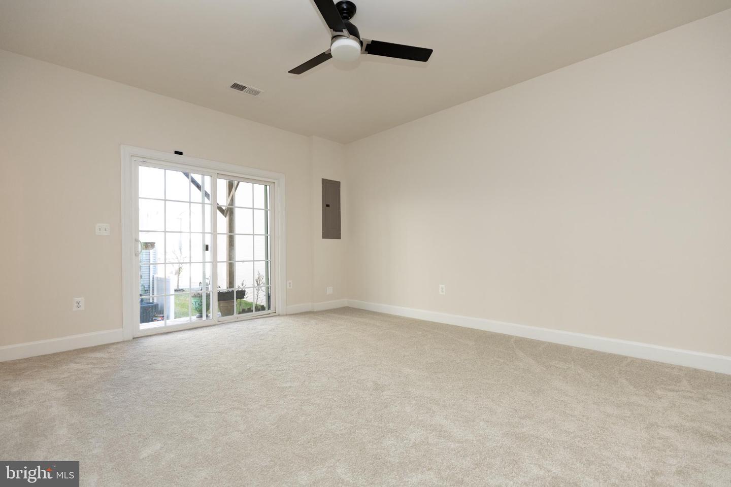 15318 LINVILLE CREEK DR, HAYMARKET, Virginia 20169, 3 Bedrooms Bedrooms, ,3 BathroomsBathrooms,Residential,For sale,15318 LINVILLE CREEK DR,VAPW2110466 MLS # VAPW2110466