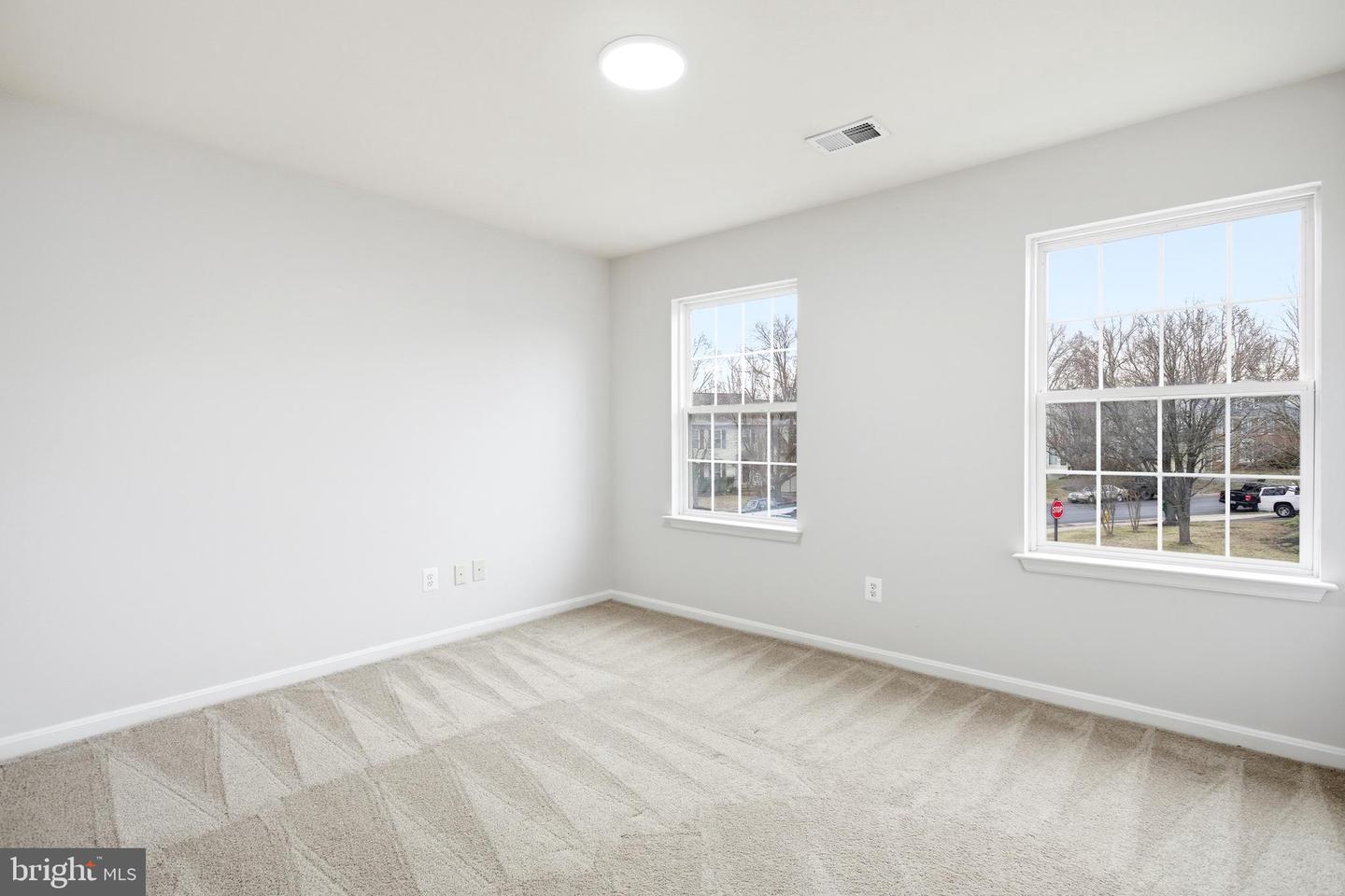 12142 MILLBILL CT, BRISTOW, Virginia 20136, 4 Bedrooms Bedrooms, ,4 BathroomsBathrooms,Residential,For sale,12142 MILLBILL CT,VAPW2110480 MLS # VAPW2110480