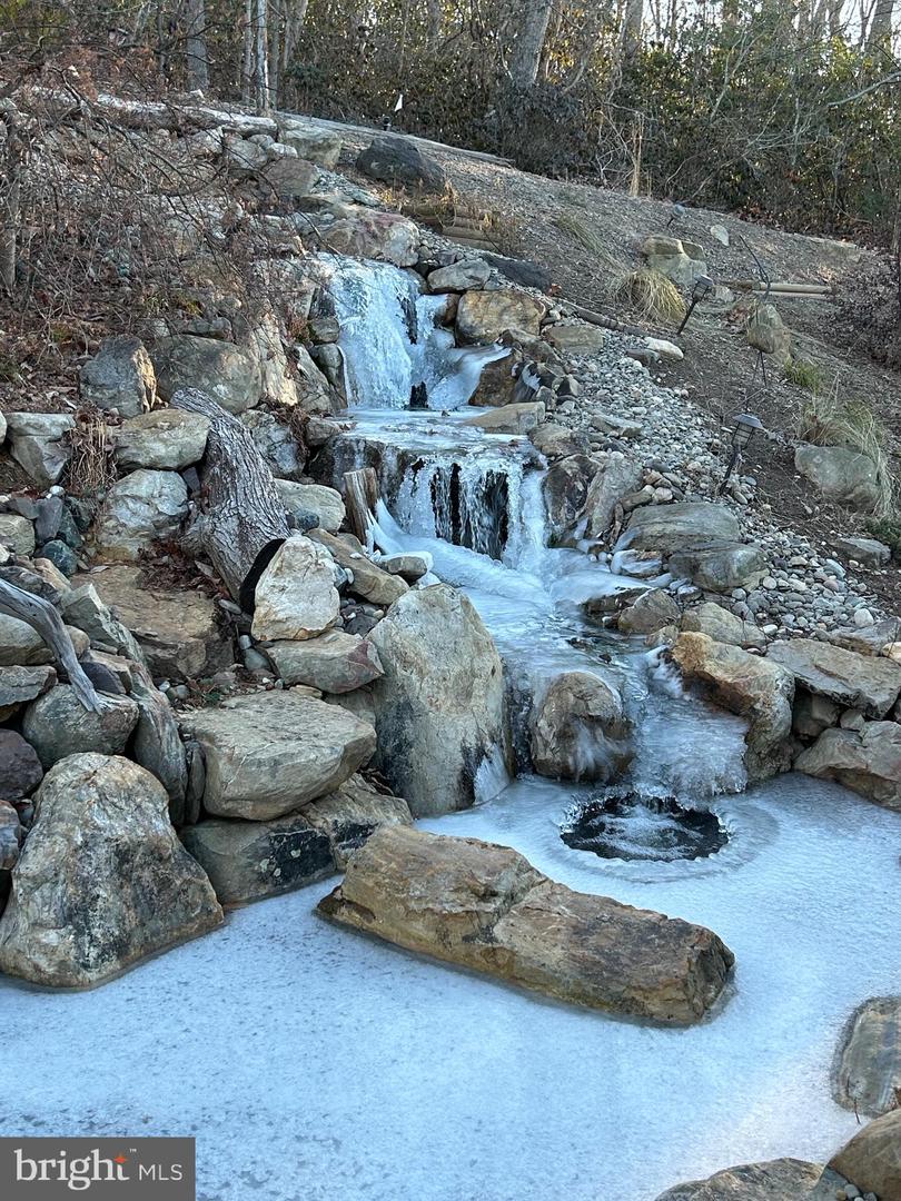 62 BROOKE CREST LN, STAFFORD, Virginia 22554, 5 Bedrooms Bedrooms, ,4 BathroomsBathrooms,Residential,For sale,62 BROOKE CREST LN,VAST2045228 MLS # VAST2045228