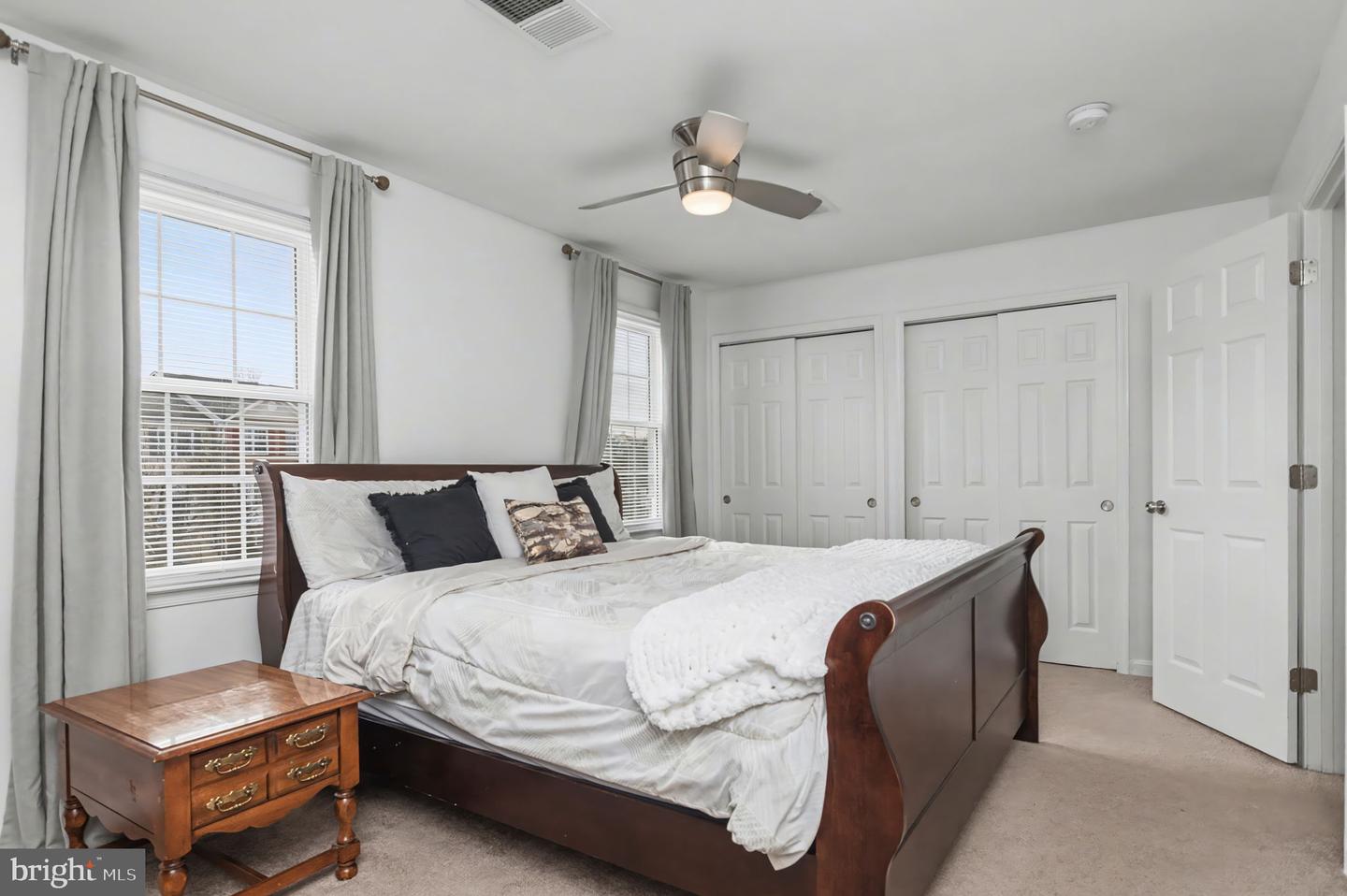 43484 BLACKSMITH SQ, ASHBURN, Virginia 20147, 3 Bedrooms Bedrooms, ,3 BathroomsBathrooms,Residential,For sale,43484 BLACKSMITH SQ,VALO2113896 MLS # VALO2113896