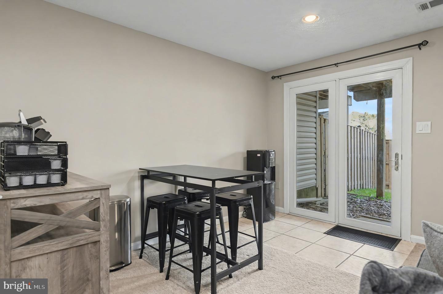 43484 BLACKSMITH SQ, ASHBURN, Virginia 20147, 3 Bedrooms Bedrooms, ,3 BathroomsBathrooms,Residential,For sale,43484 BLACKSMITH SQ,VALO2113896 MLS # VALO2113896