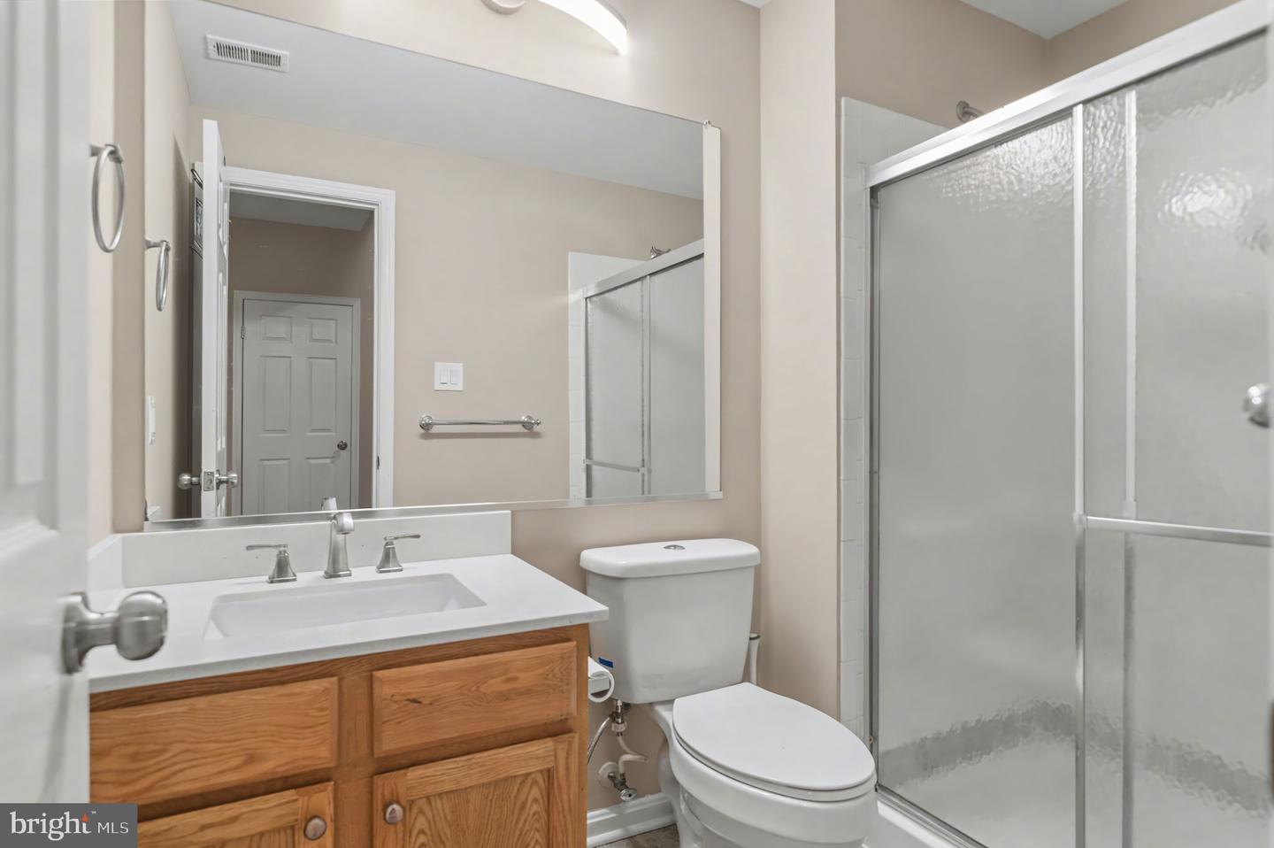 43484 BLACKSMITH SQ, ASHBURN, Virginia 20147, 3 Bedrooms Bedrooms, ,3 BathroomsBathrooms,Residential,For sale,43484 BLACKSMITH SQ,VALO2113896 MLS # VALO2113896