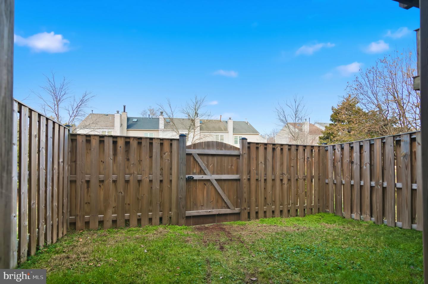 43484 BLACKSMITH SQ, ASHBURN, Virginia 20147, 3 Bedrooms Bedrooms, ,3 BathroomsBathrooms,Residential,For sale,43484 BLACKSMITH SQ,VALO2113896 MLS # VALO2113896