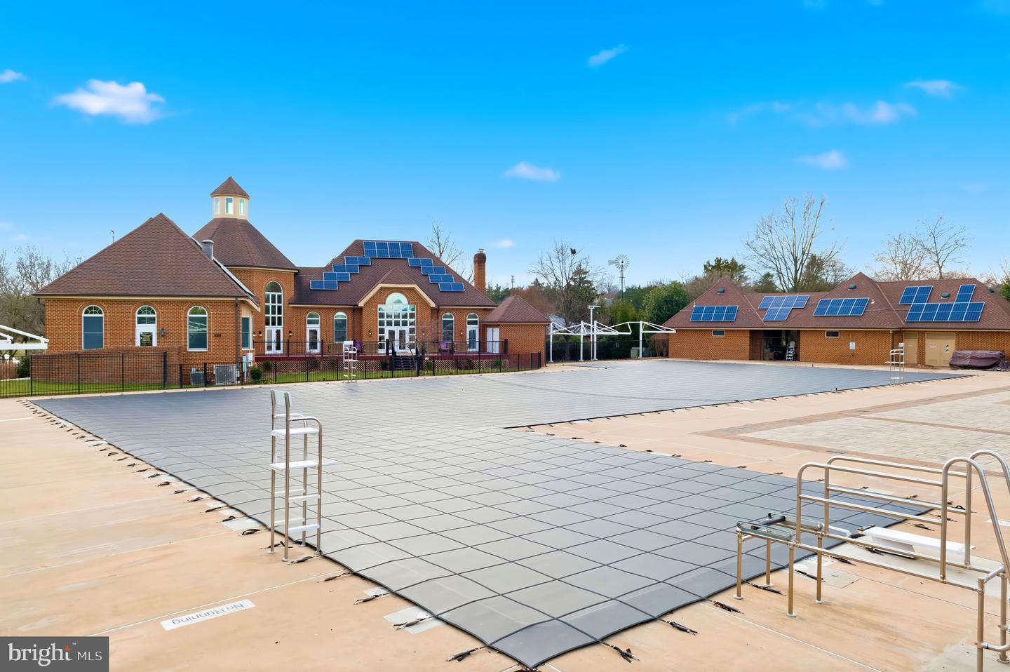 43484 BLACKSMITH SQ, ASHBURN, Virginia 20147, 3 Bedrooms Bedrooms, ,3 BathroomsBathrooms,Residential,For sale,43484 BLACKSMITH SQ,VALO2113896 MLS # VALO2113896