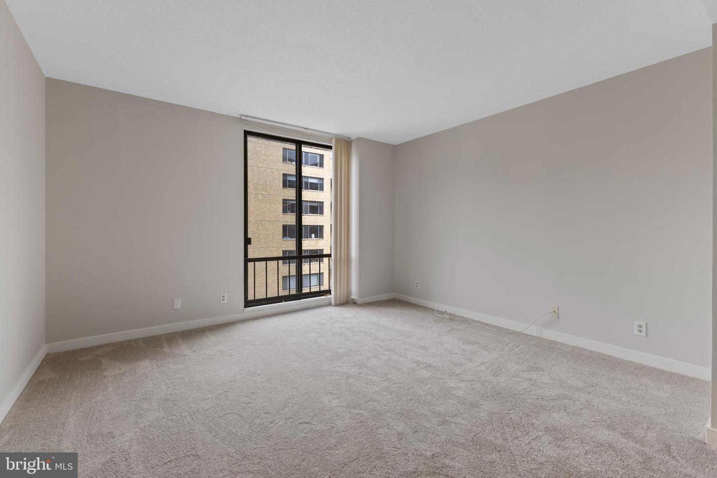 1099 22ND ST NW #601, WASHINGTON, District Of Columbia 20037, 3 Bedrooms Bedrooms, ,2 BathroomsBathrooms,Residential,For sale,1099 22ND ST NW #601,DCDC2241246 MLS # DCDC2241246