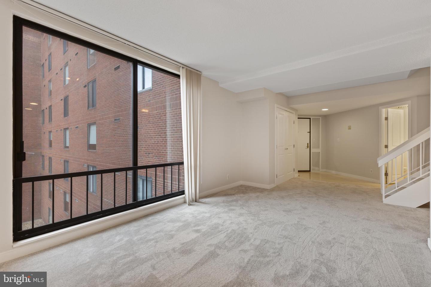 1099 22ND ST NW #601, WASHINGTON, District Of Columbia 20037, 3 Bedrooms Bedrooms, ,2 BathroomsBathrooms,Residential,For sale,1099 22ND ST NW #601,DCDC2241246 MLS # DCDC2241246