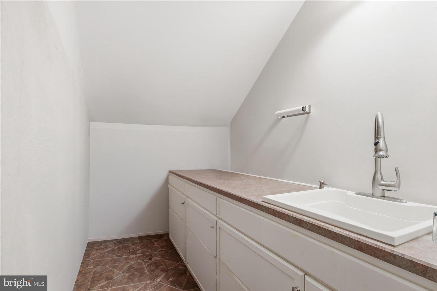 157 RODERICK PL, MINERAL, Virginia 23117, 4 Bedrooms Bedrooms, 12 Rooms Rooms,3 BathroomsBathrooms,Residential,For sale,157 RODERICK PL,VALA2009144 MLS # VALA2009144