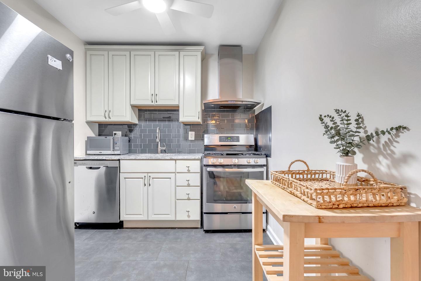 4201 CATHEDRAL AVE NW #918W, WASHINGTON, District Of Columbia 20016, 1 Bedroom Bedrooms, ,1 BathroomBathrooms,Residential,For sale,4201 CATHEDRAL AVE NW #918W,DCDC2241316 MLS # DCDC2241316