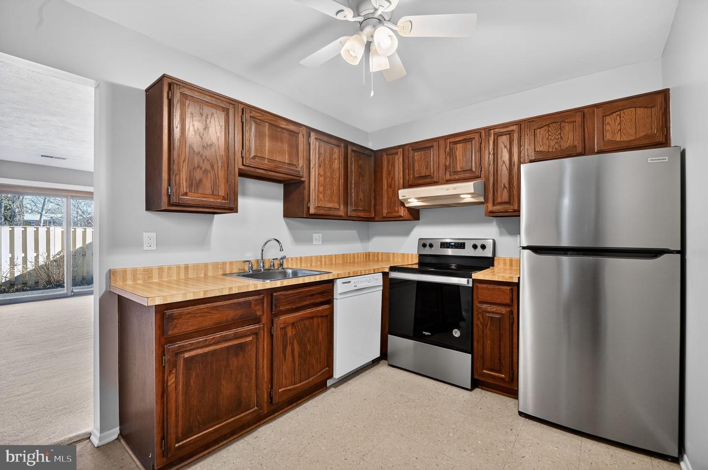 2532 GLENGYLE DR #170, VIENNA, Virginia 22181, 3 Bedrooms Bedrooms, ,2 BathroomsBathrooms,Residential,For sale,2532 GLENGYLE DR #170,VAFX2285752 MLS # VAFX2285752