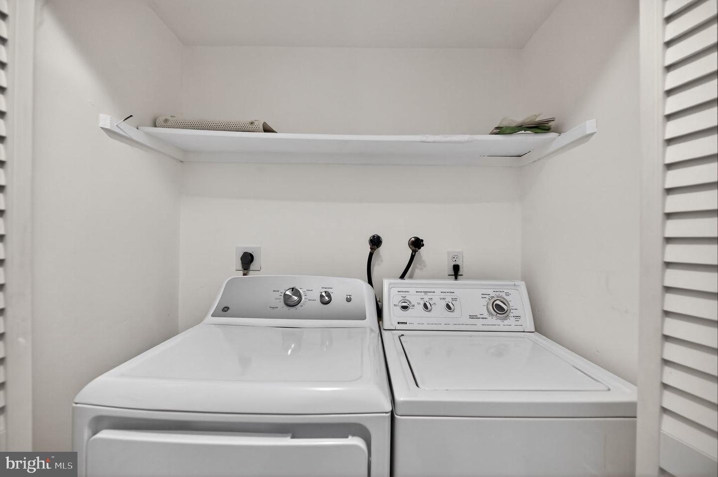 2532 GLENGYLE DR #170, VIENNA, Virginia 22181, 3 Bedrooms Bedrooms, ,2 BathroomsBathrooms,Residential,For sale,2532 GLENGYLE DR #170,VAFX2285752 MLS # VAFX2285752