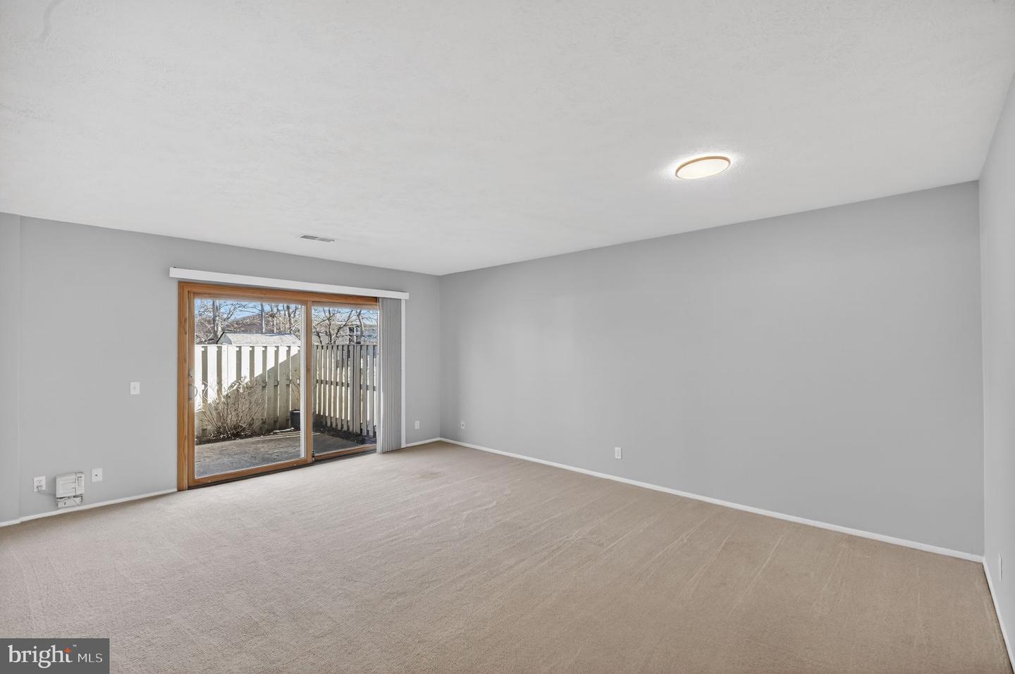 2532 GLENGYLE DR #170, VIENNA, Virginia 22181, 3 Bedrooms Bedrooms, ,2 BathroomsBathrooms,Residential,For sale,2532 GLENGYLE DR #170,VAFX2285752 MLS # VAFX2285752