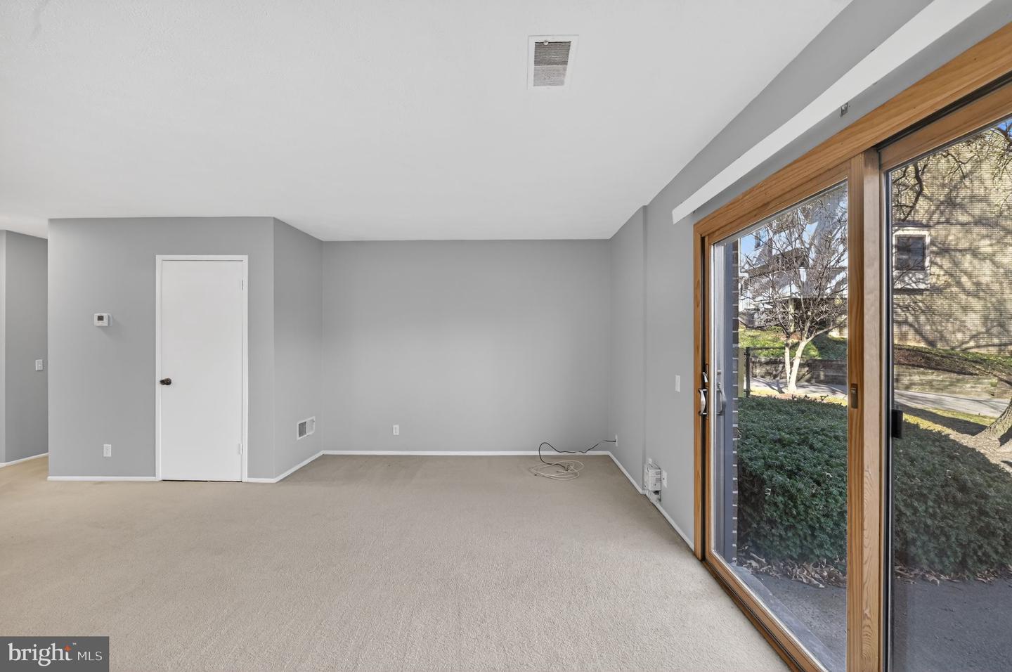 2532 GLENGYLE DR #170, VIENNA, Virginia 22181, 3 Bedrooms Bedrooms, ,2 BathroomsBathrooms,Residential,For sale,2532 GLENGYLE DR #170,VAFX2285752 MLS # VAFX2285752