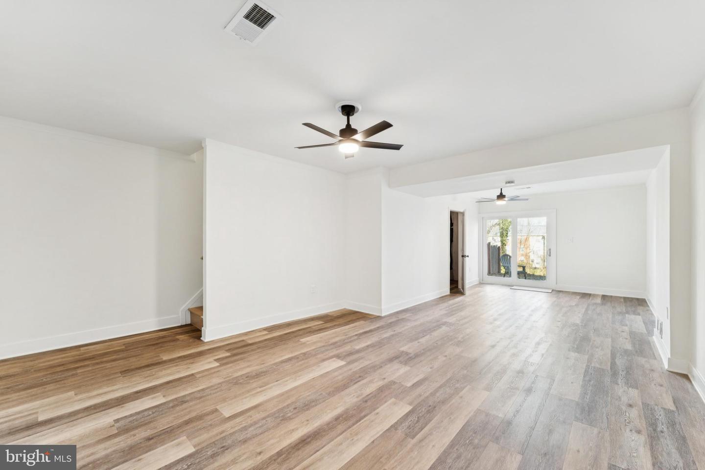 9703 BRAGG LN, MANASSAS, Virginia 20110, 3 Bedrooms Bedrooms, ,1 BathroomBathrooms,Residential,For sale,9703 BRAGG LN,VAMN2009942 MLS # VAMN2009942