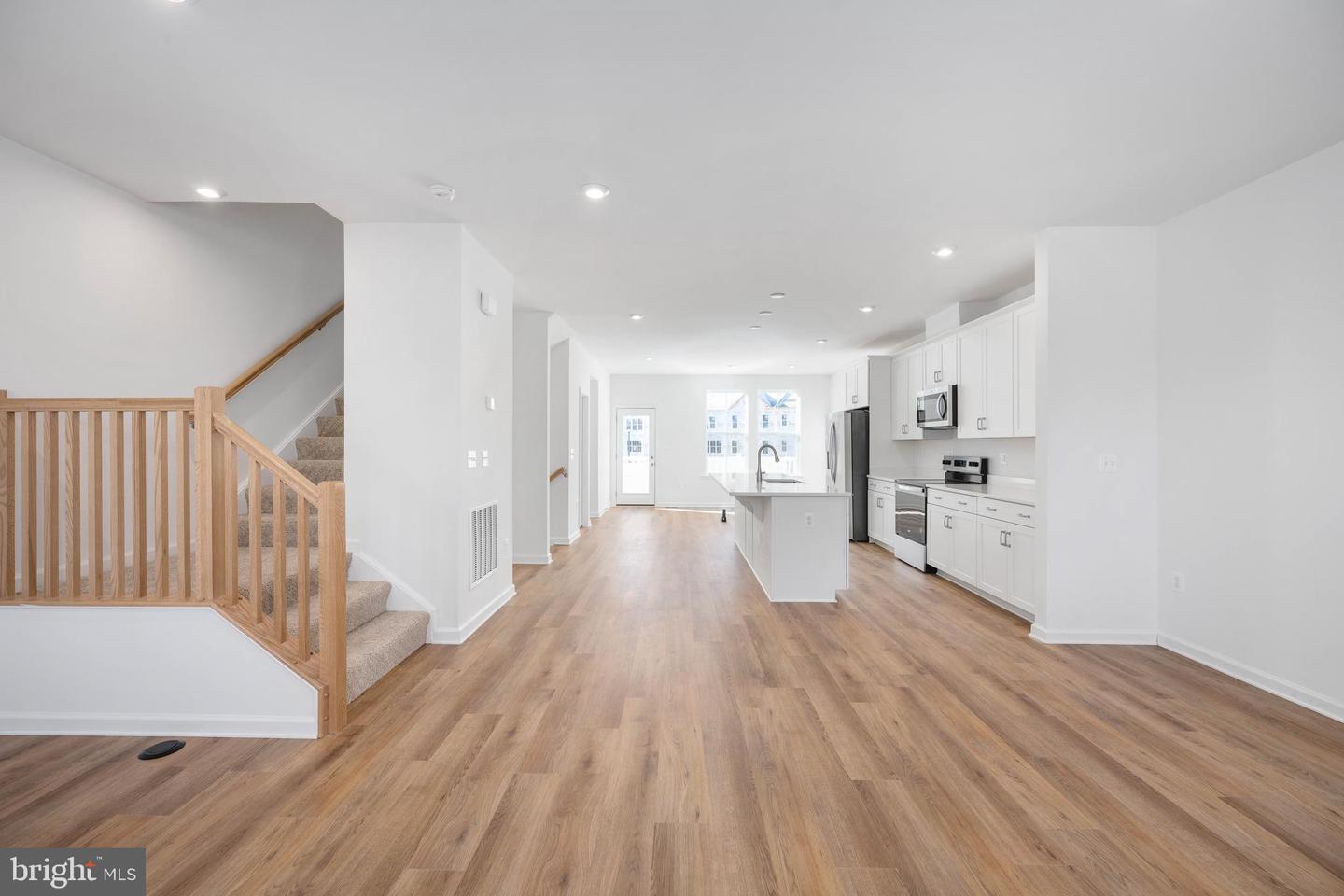 10157 QUEENS WAY, MANASSAS, Virginia 20110, 5 Bedrooms Bedrooms, ,4 BathroomsBathrooms,Residential,For sale,10157 QUEENS WAY,VAMN2009946 MLS # VAMN2009946