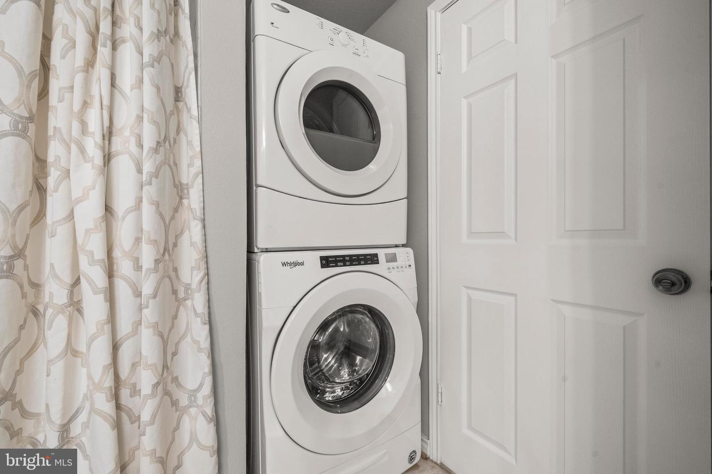 3916 PENDERVIEW DR #425, FAIRFAX, Virginia 22033, 1 Bedroom Bedrooms, ,1 BathroomBathrooms,Residential,For sale,3916 PENDERVIEW DR #425,VAFX2286140 MLS # VAFX2286140