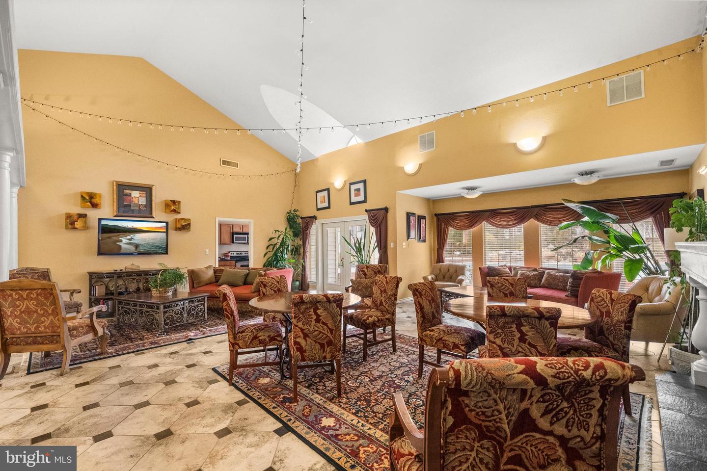 3916 PENDERVIEW DR #425, FAIRFAX, Virginia 22033, 1 Bedroom Bedrooms, ,1 BathroomBathrooms,Residential,For sale,3916 PENDERVIEW DR #425,VAFX2286140 MLS # VAFX2286140