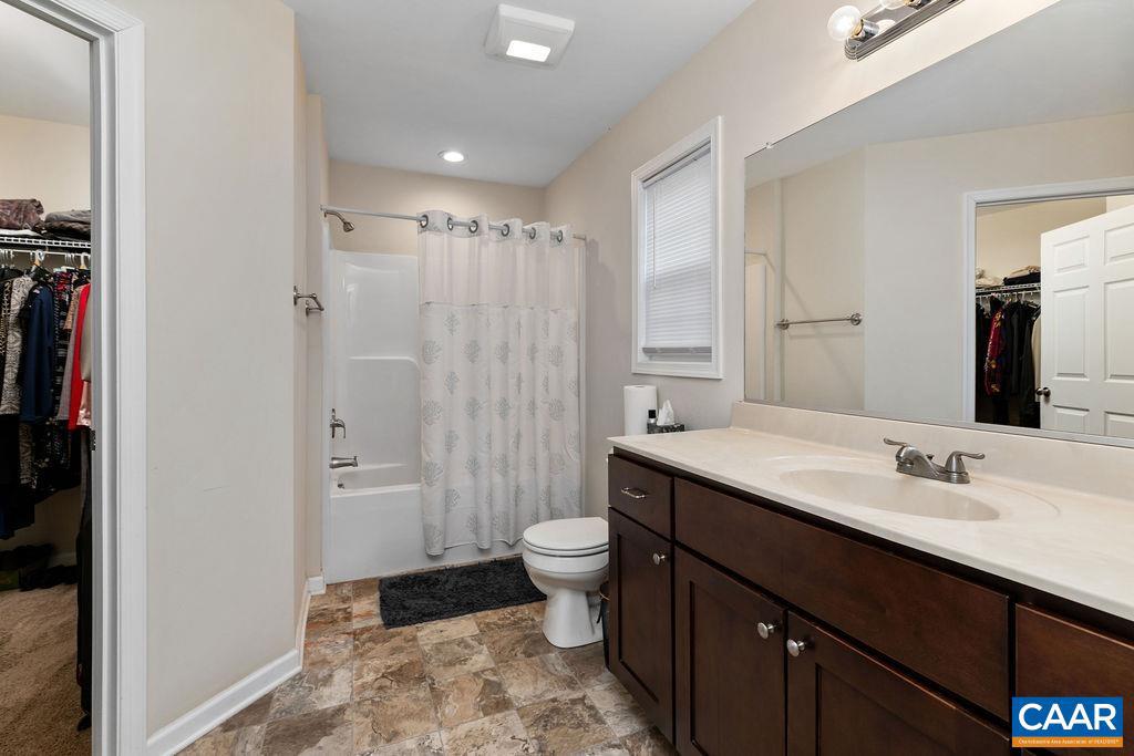 147 W STRATFORD PL, MADISON HEIGHTS, Virginia 24572, 3 Bedrooms Bedrooms, ,2 BathroomsBathrooms,Residential,For sale,147 W STRATFORD PL,672549 MLS # 672549