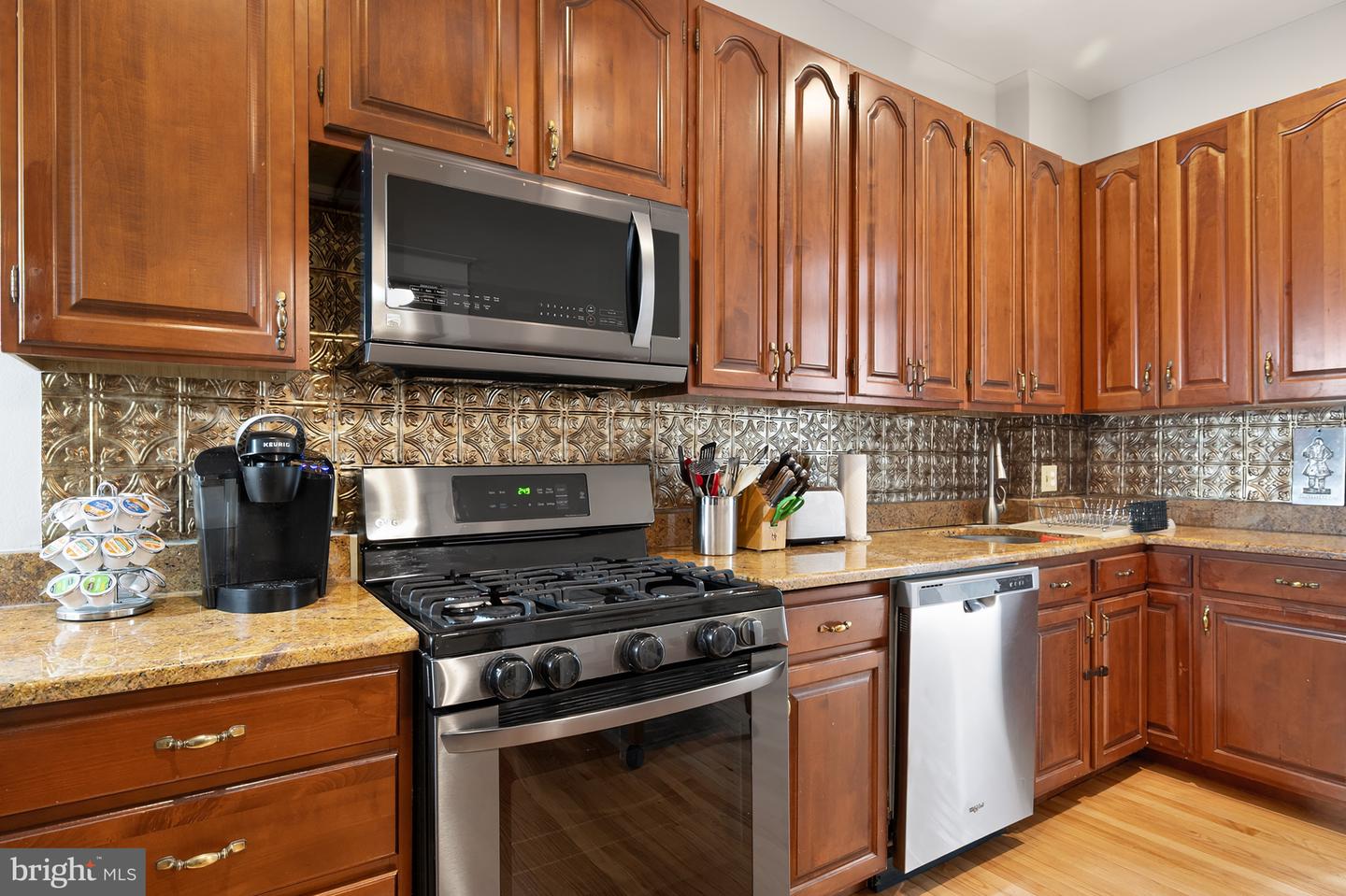 649 SOUTH CAROLINA AVE SE, WASHINGTON, District Of Columbia 20003, 5 Bedrooms Bedrooms, ,3 BathroomsBathrooms,Residential,For sale,649 SOUTH CAROLINA AVE SE,DCDC2241890 MLS # DCDC2241890