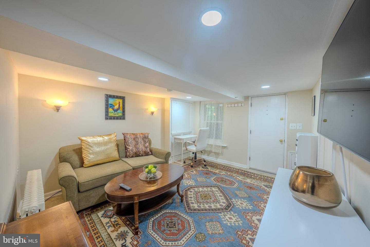 649 SOUTH CAROLINA AVE SE, WASHINGTON, District Of Columbia 20003, 5 Bedrooms Bedrooms, ,3 BathroomsBathrooms,Residential,For sale,649 SOUTH CAROLINA AVE SE,DCDC2241890 MLS # DCDC2241890