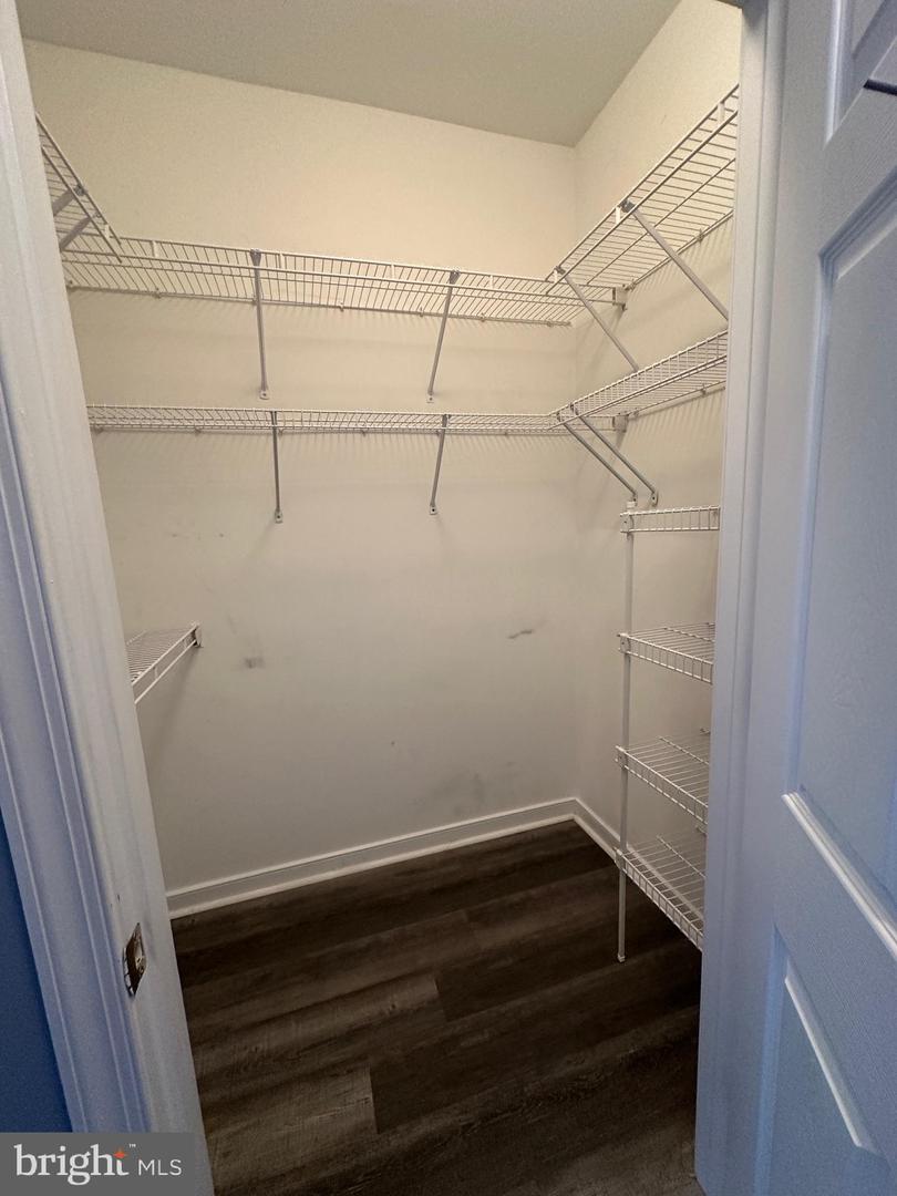 1645 INTERNATIONAL DR #125, MCLEAN, Virginia 22102, 1 Bedroom Bedrooms, ,1 BathroomBathrooms,Residential,For sale,1645 INTERNATIONAL DR #125,VAFX2286186 MLS # VAFX2286186