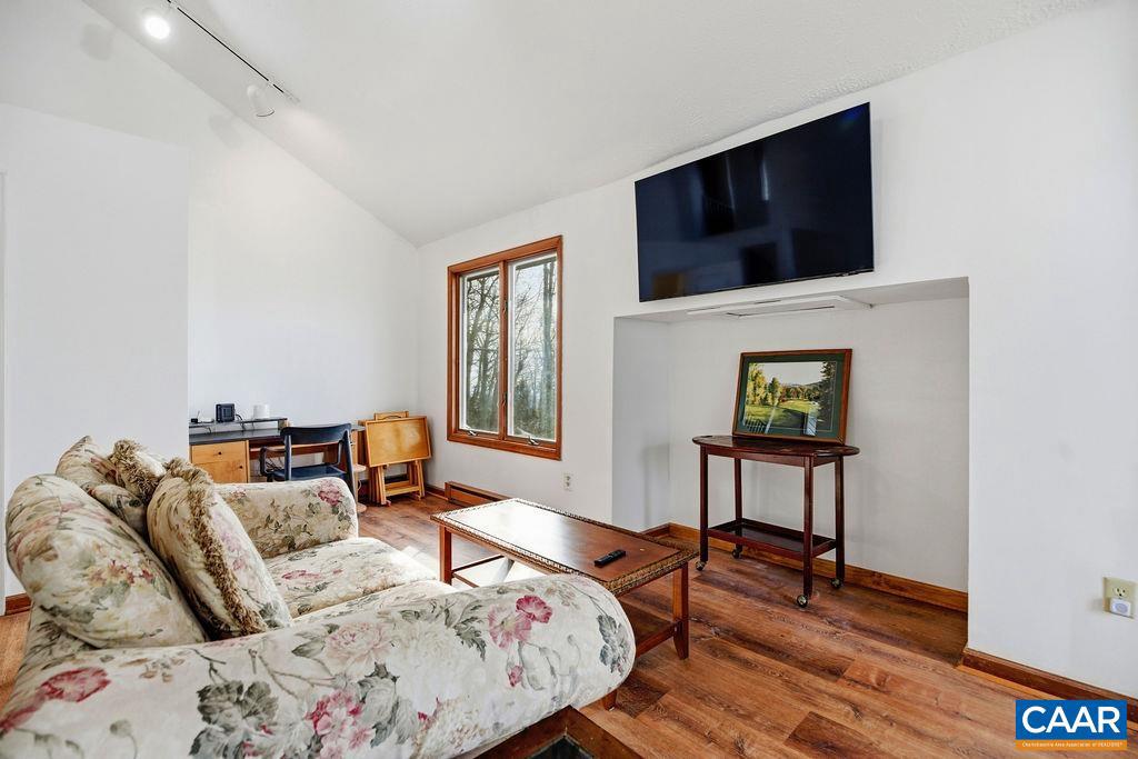 20 RED CEDAR CT, WINTERGREEN, Virginia 22967, 4 Bedrooms Bedrooms, ,3 BathroomsBathrooms,Residential,For sale,20 RED CEDAR CT,672554 MLS # 672554