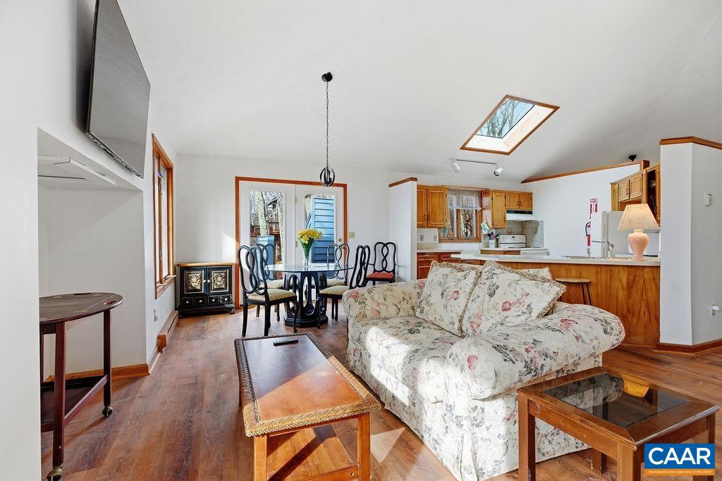 20 RED CEDAR CT, WINTERGREEN, Virginia 22967, 4 Bedrooms Bedrooms, ,3 BathroomsBathrooms,Residential,For sale,20 RED CEDAR CT,672554 MLS # 672554