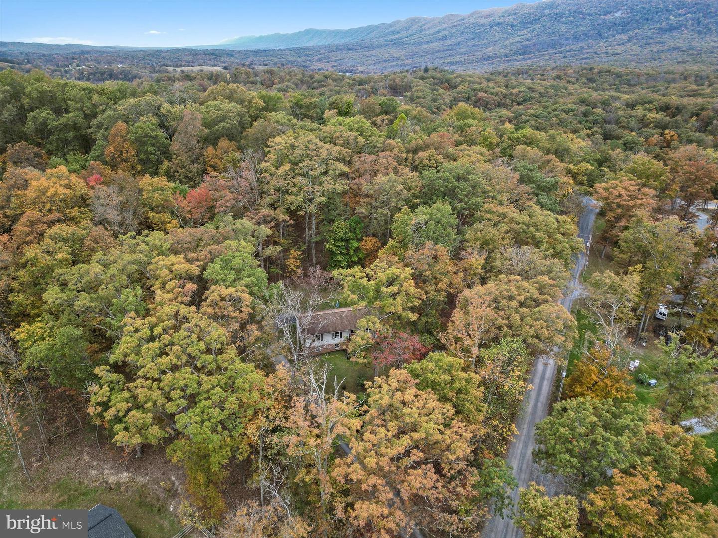 451 LAKESIDE DR, FRONT ROYAL, Virginia 22630, 5 Bedrooms Bedrooms, ,2 BathroomsBathrooms,Residential,For sale,451 LAKESIDE DR,VAWR2013152 MLS # VAWR2013152