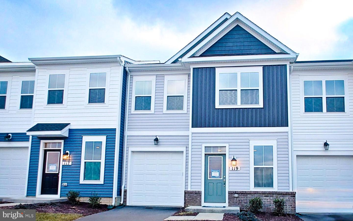 119 CASTAWAY PL, WINCHESTER, Virginia 22603, 3 Bedrooms Bedrooms, ,2 BathroomsBathrooms,Residential,For sale,119 CASTAWAY PL,VAFV2039040 MLS # VAFV2039040