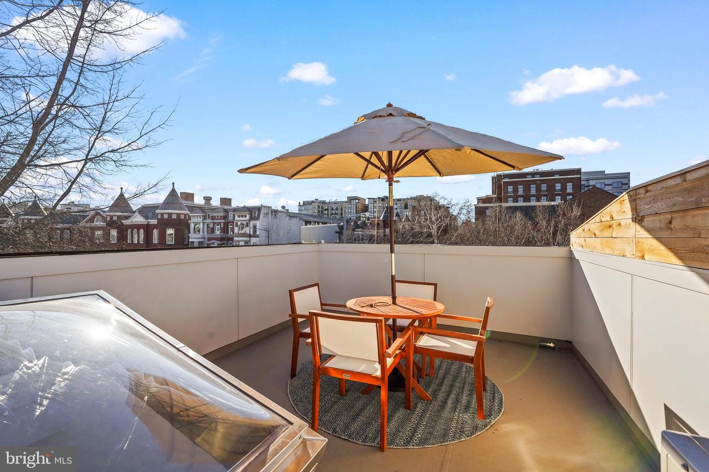 1237 W ST NW #A, WASHINGTON, District Of Columbia 20009, 2 Bedrooms Bedrooms, ,2 BathroomsBathrooms,Residential,For sale,1237 W ST NW #A,DCDC2241954 MLS # DCDC2241954