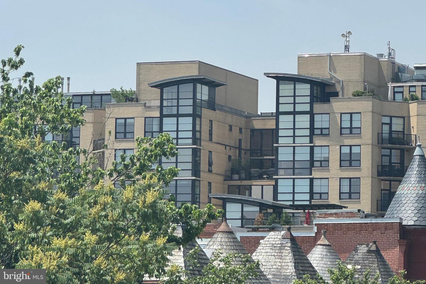 1237 W ST NW #A, WASHINGTON, District Of Columbia 20009, 2 Bedrooms Bedrooms, ,2 BathroomsBathrooms,Residential,For sale,1237 W ST NW #A,DCDC2241954 MLS # DCDC2241954