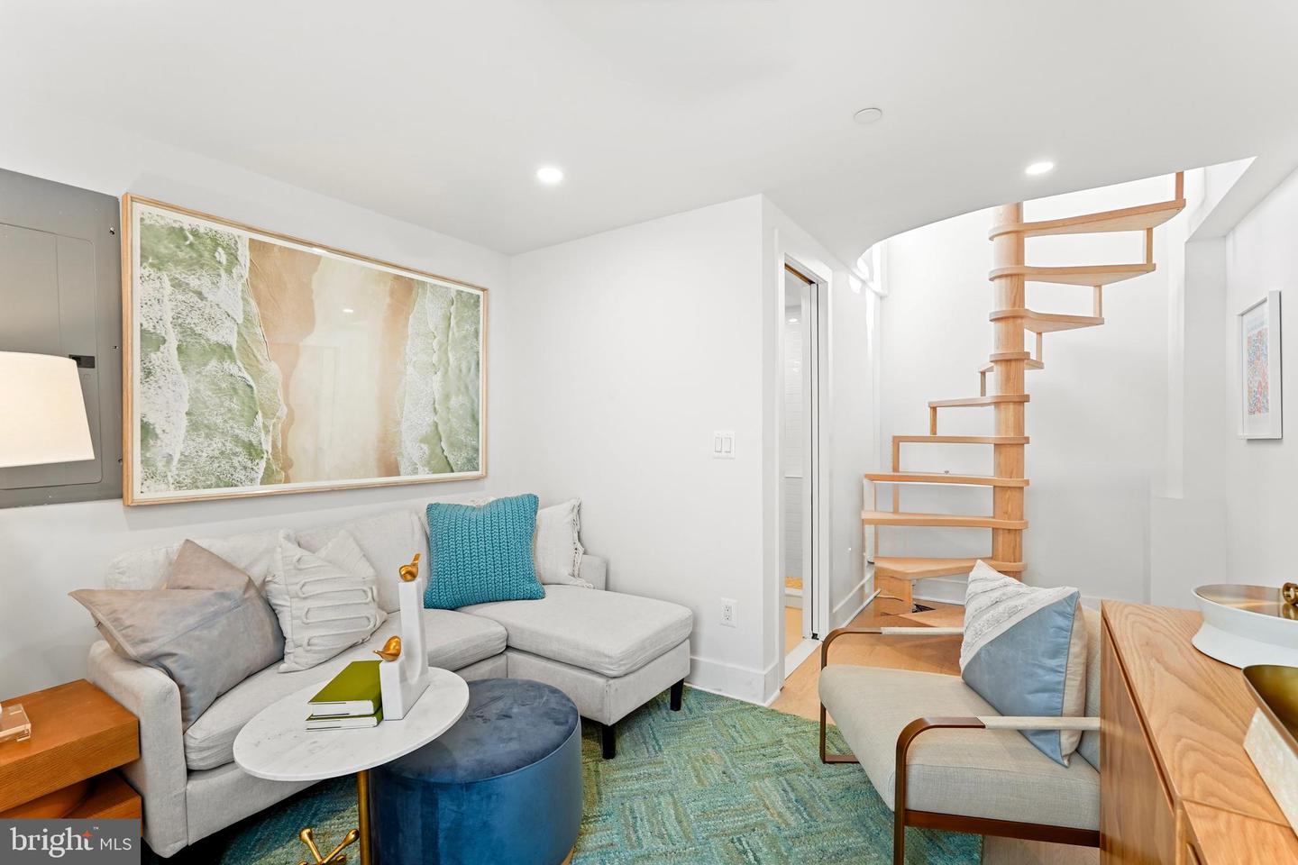 1237 W ST NW #A, WASHINGTON, District Of Columbia 20009, 2 Bedrooms Bedrooms, ,2 BathroomsBathrooms,Residential,For sale,1237 W ST NW #A,DCDC2241954 MLS # DCDC2241954