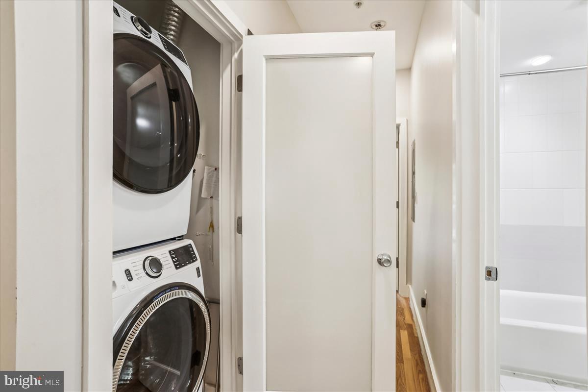 3222 NW 13TH ST NW #2, WASHINGTON, District Of Columbia 20010, 2 Bedrooms Bedrooms, 7 Rooms Rooms,3 BathroomsBathrooms,Residential,For sale,3222 NW 13TH ST NW #2,DCDC2226914 MLS # DCDC2226914