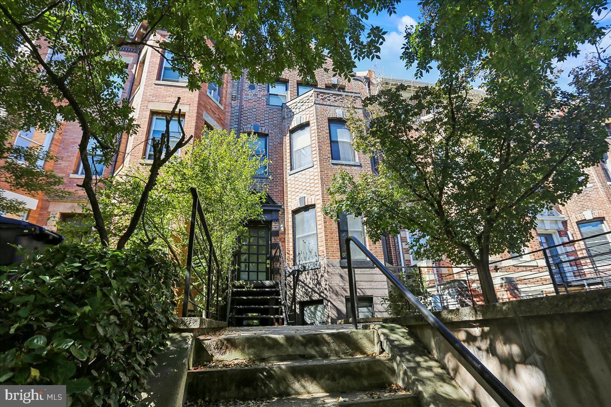 3222 NW 13TH ST NW #2, WASHINGTON, District Of Columbia 20010, 2 Bedrooms Bedrooms, 7 Rooms Rooms,3 BathroomsBathrooms,Residential,For sale,3222 NW 13TH ST NW #2,DCDC2226914 MLS # DCDC2226914