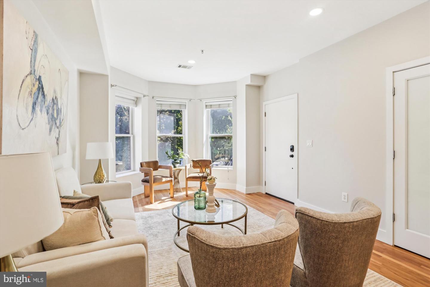 3222 NW 13TH ST NW #2, WASHINGTON, District Of Columbia 20010, 2 Bedrooms Bedrooms, 7 Rooms Rooms,3 BathroomsBathrooms,Residential,For sale,3222 NW 13TH ST NW #2,DCDC2226914 MLS # DCDC2226914