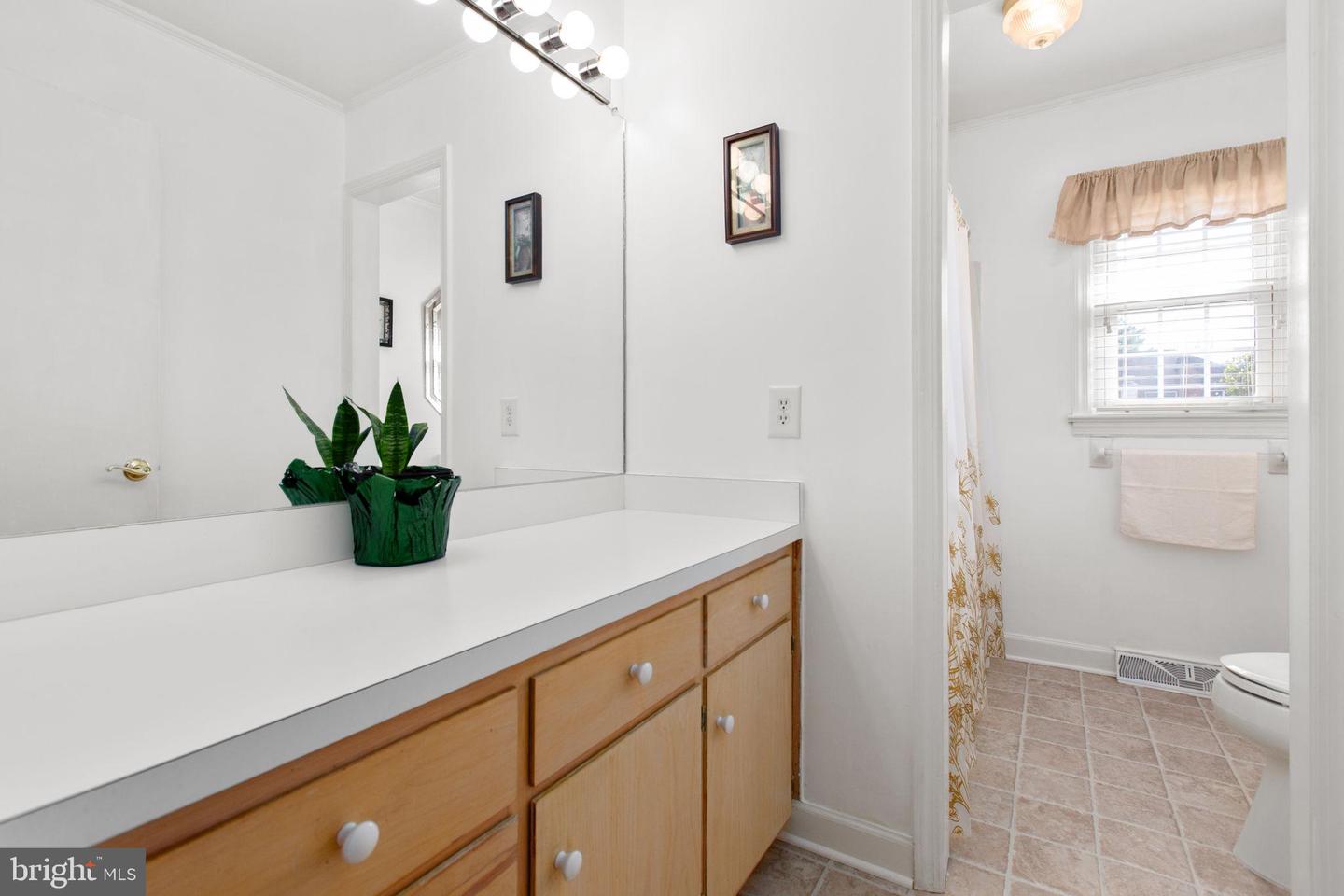 918 NORTHSIDE DR, FREDERICKSBURG, Virginia 22405, 3 Bedrooms Bedrooms, 6 Rooms Rooms,2 BathroomsBathrooms,Residential,For sale,918 NORTHSIDE DR,VAST2044024 MLS # VAST2044024