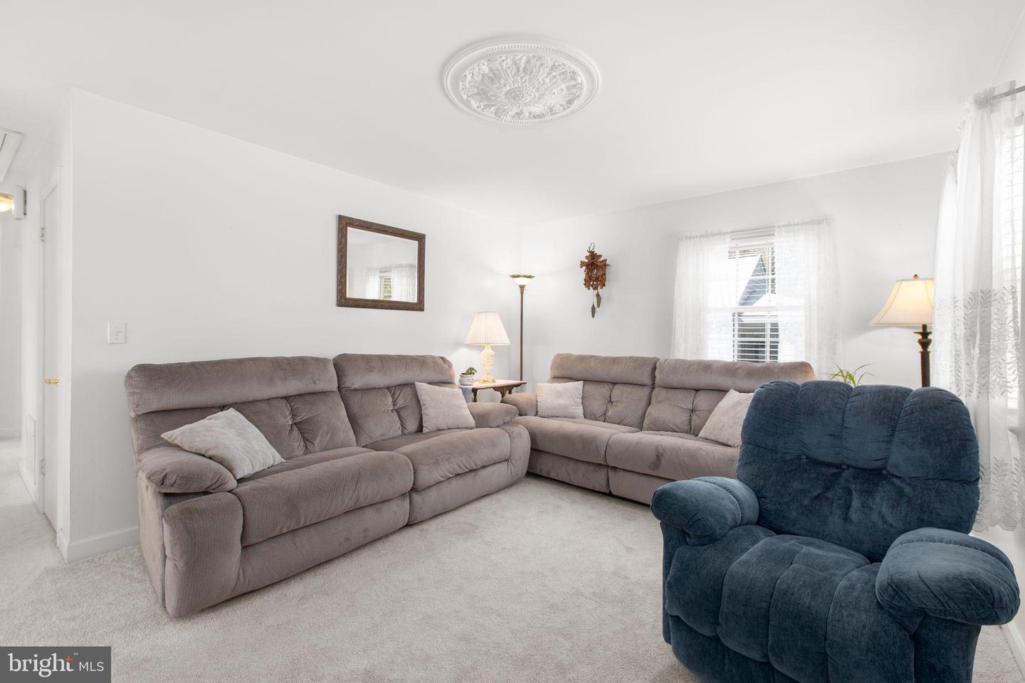 918 NORTHSIDE DR, FREDERICKSBURG, Virginia 22405, 3 Bedrooms Bedrooms, 6 Rooms Rooms,2 BathroomsBathrooms,Residential,For sale,918 NORTHSIDE DR,VAST2044024 MLS # VAST2044024