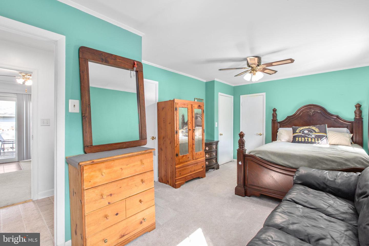 918 NORTHSIDE DR, FREDERICKSBURG, Virginia 22405, 3 Bedrooms Bedrooms, 6 Rooms Rooms,2 BathroomsBathrooms,Residential,For sale,918 NORTHSIDE DR,VAST2044024 MLS # VAST2044024