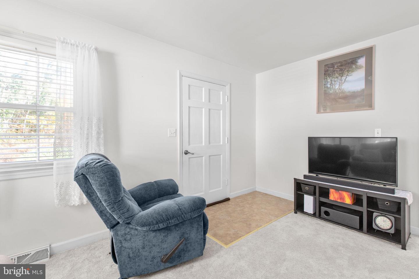 918 NORTHSIDE DR, FREDERICKSBURG, Virginia 22405, 3 Bedrooms Bedrooms, 6 Rooms Rooms,2 BathroomsBathrooms,Residential,For sale,918 NORTHSIDE DR,VAST2044024 MLS # VAST2044024