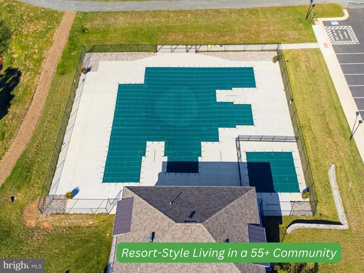 43441 BETTYS FARM DR, CHANTILLY, Virginia 20152, 4 Bedrooms Bedrooms, ,3 BathroomsBathrooms,Residential,For sale,43441 BETTYS FARM DR,VALO2110858 MLS # VALO2110858