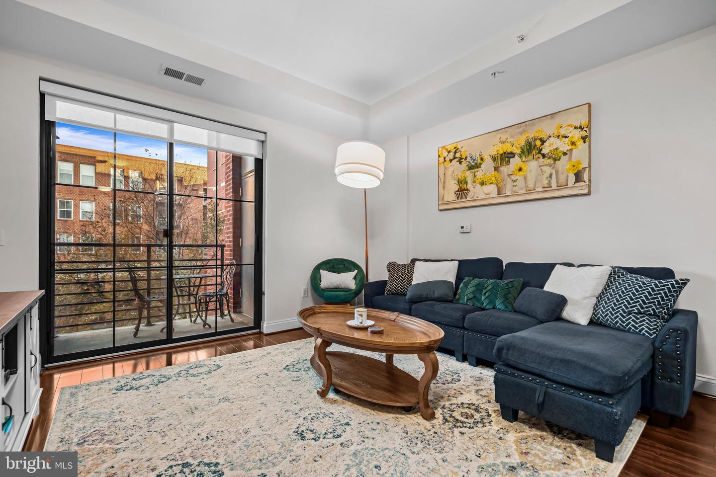 1111 ORONOCO ST #326, ALEXANDRIA, Virginia 22314, 1 Bedroom Bedrooms, ,1 BathroomBathrooms,Residential,For sale,1111 ORONOCO ST #326,VAAX2052220 MLS # VAAX2052220