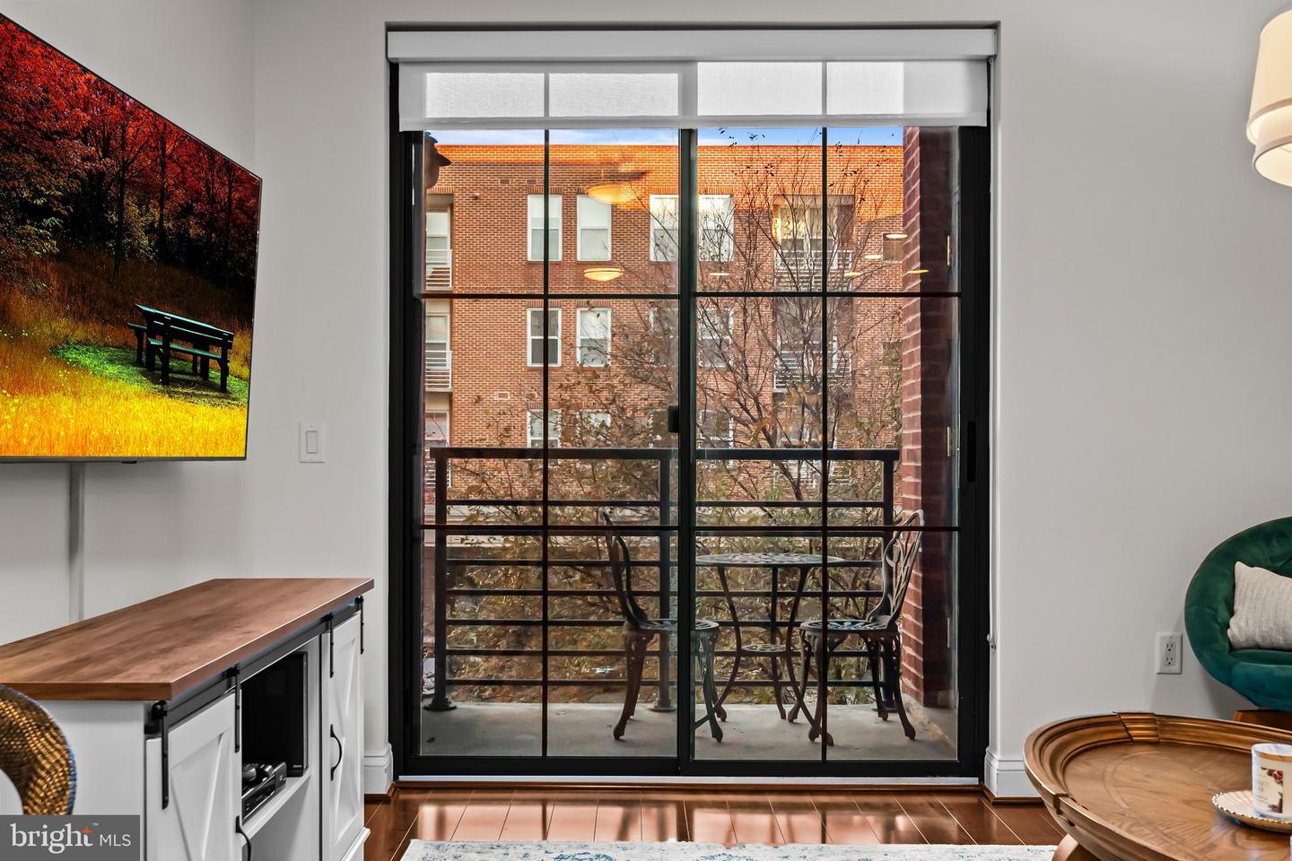 1111 ORONOCO ST #326, ALEXANDRIA, Virginia 22314, 1 Bedroom Bedrooms, ,1 BathroomBathrooms,Residential,For sale,1111 ORONOCO ST #326,VAAX2052220 MLS # VAAX2052220