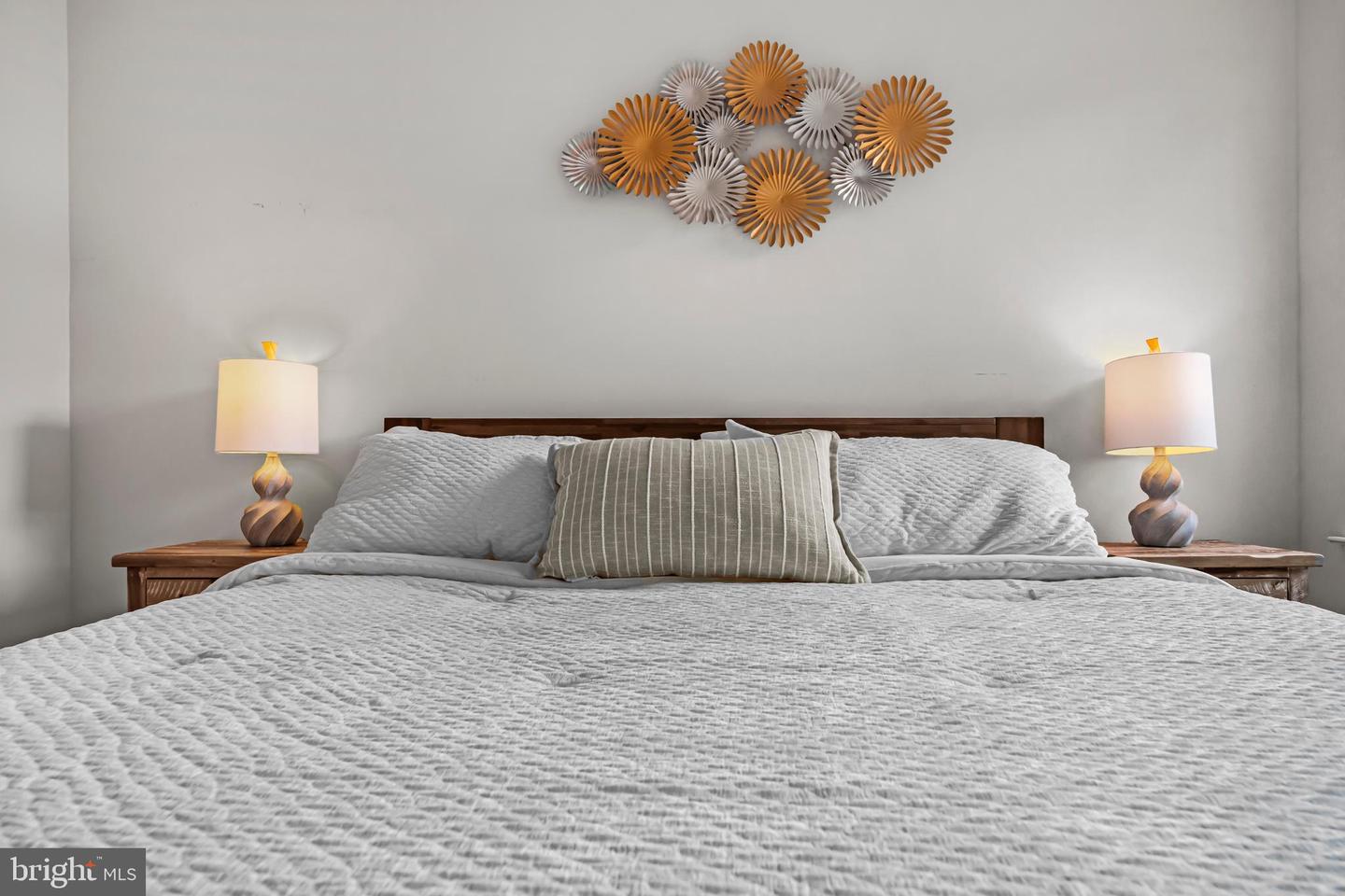 1111 ORONOCO ST #326, ALEXANDRIA, Virginia 22314, 1 Bedroom Bedrooms, ,1 BathroomBathrooms,Residential,For sale,1111 ORONOCO ST #326,VAAX2052220 MLS # VAAX2052220