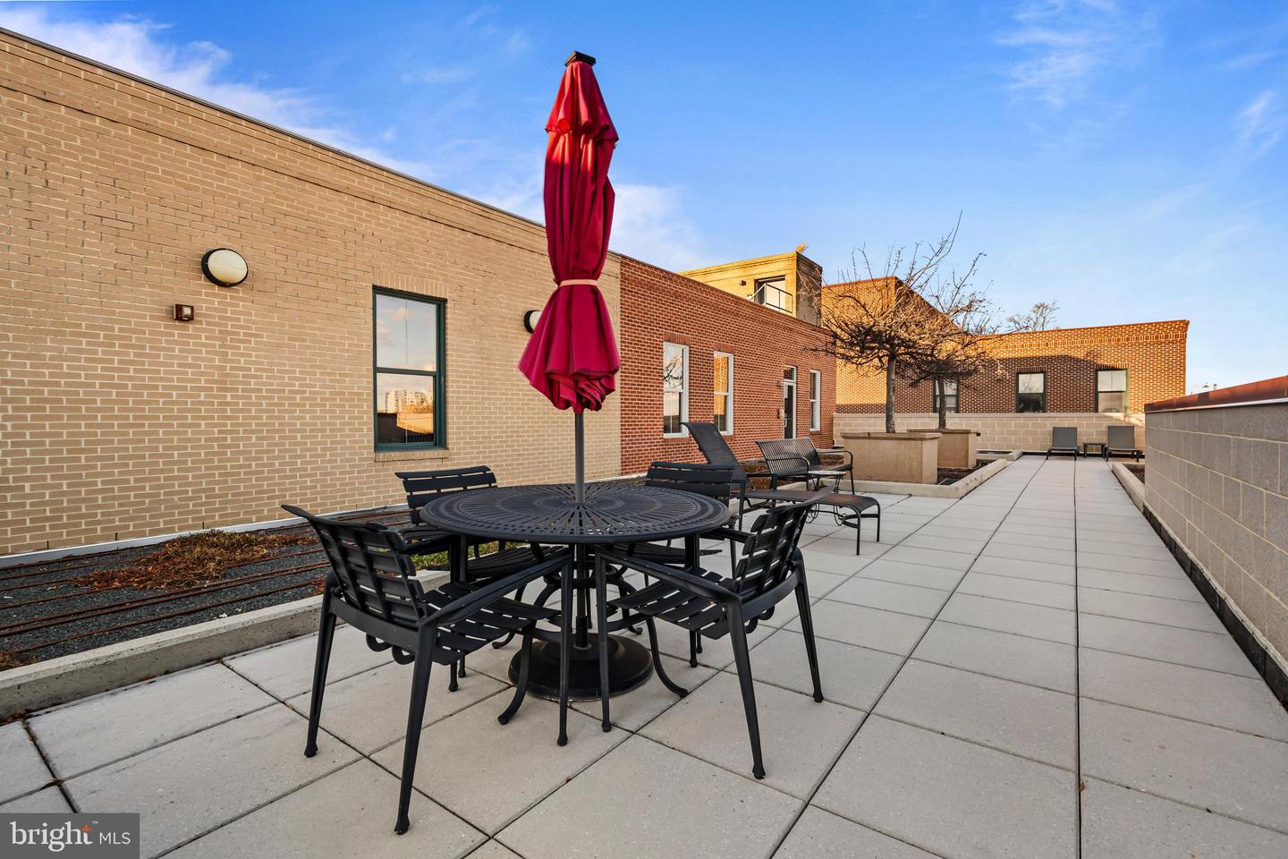 1111 ORONOCO ST #326, ALEXANDRIA, Virginia 22314, 1 Bedroom Bedrooms, ,1 BathroomBathrooms,Residential,For sale,1111 ORONOCO ST #326,VAAX2052220 MLS # VAAX2052220